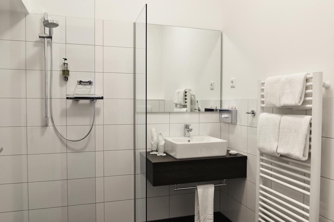 Uhu Gaestehaus Superior Köln Kültér fotó