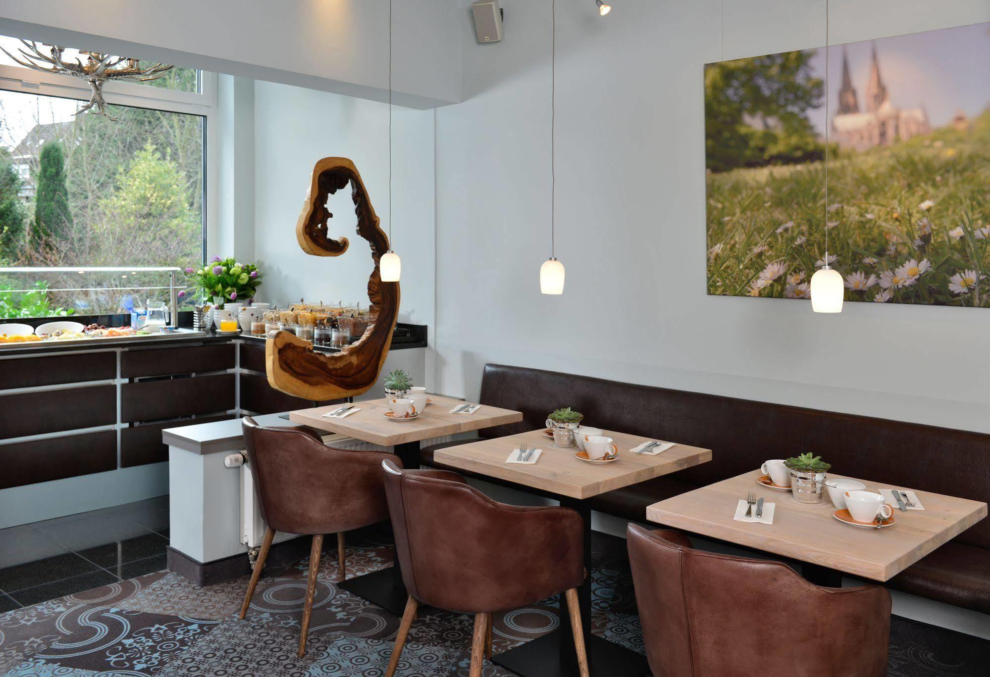 Uhu Gaestehaus Superior Köln Kültér fotó