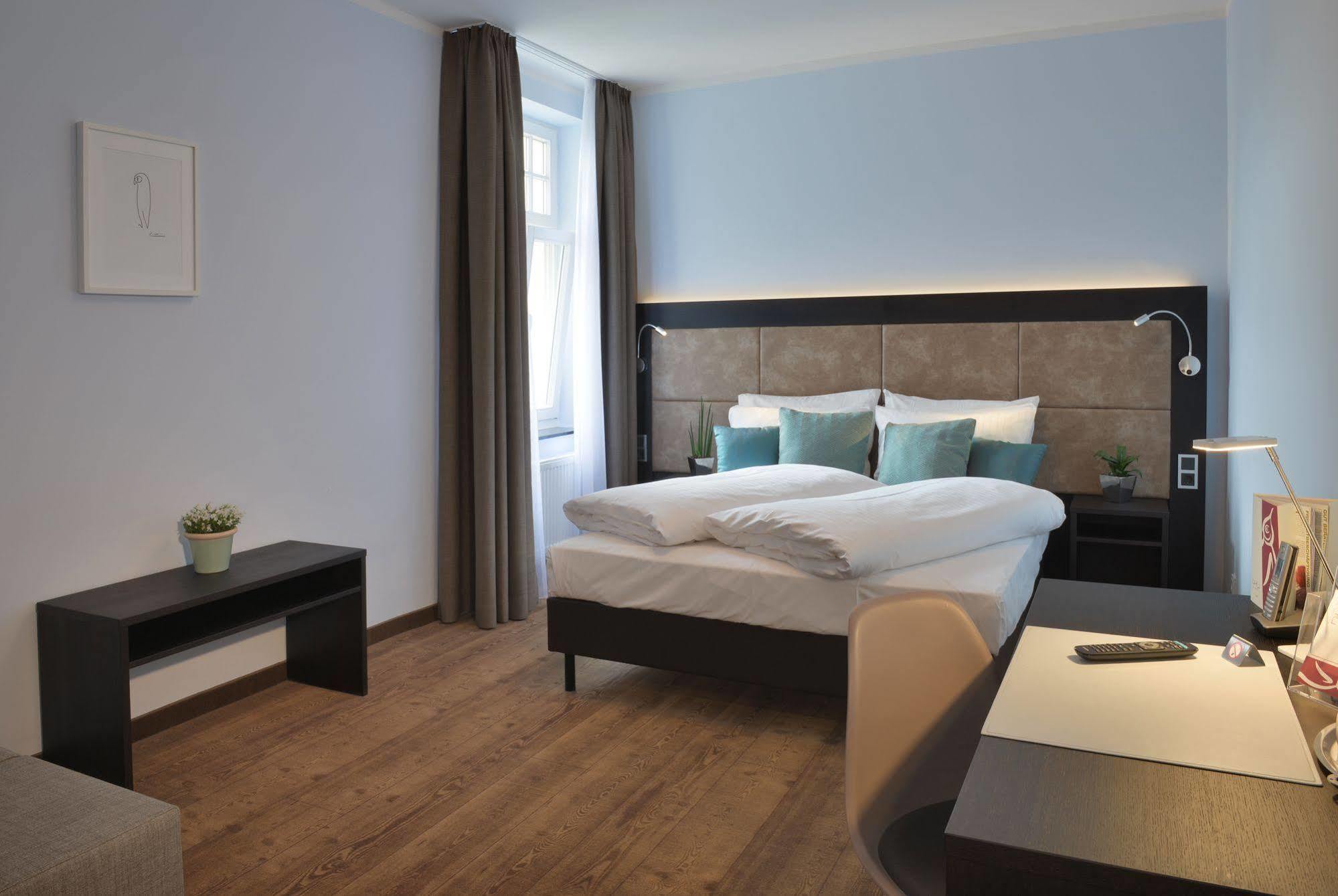 Uhu Gaestehaus Superior Köln Kültér fotó