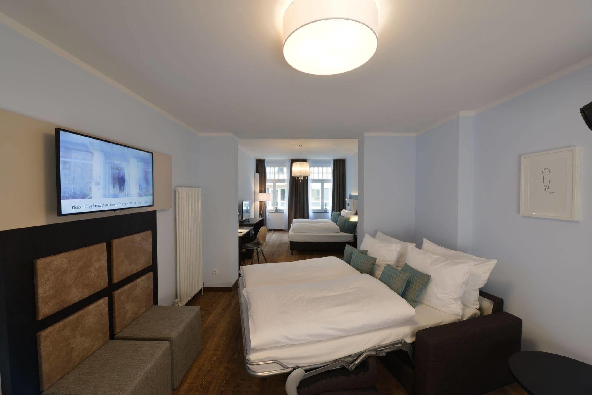 Uhu Gaestehaus Superior Köln Kültér fotó