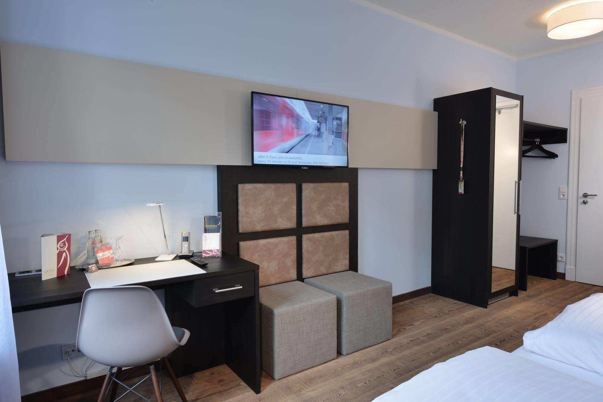 Uhu Gaestehaus Superior Köln Kültér fotó